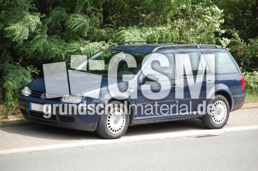 VW Golf IV Variant.JPG